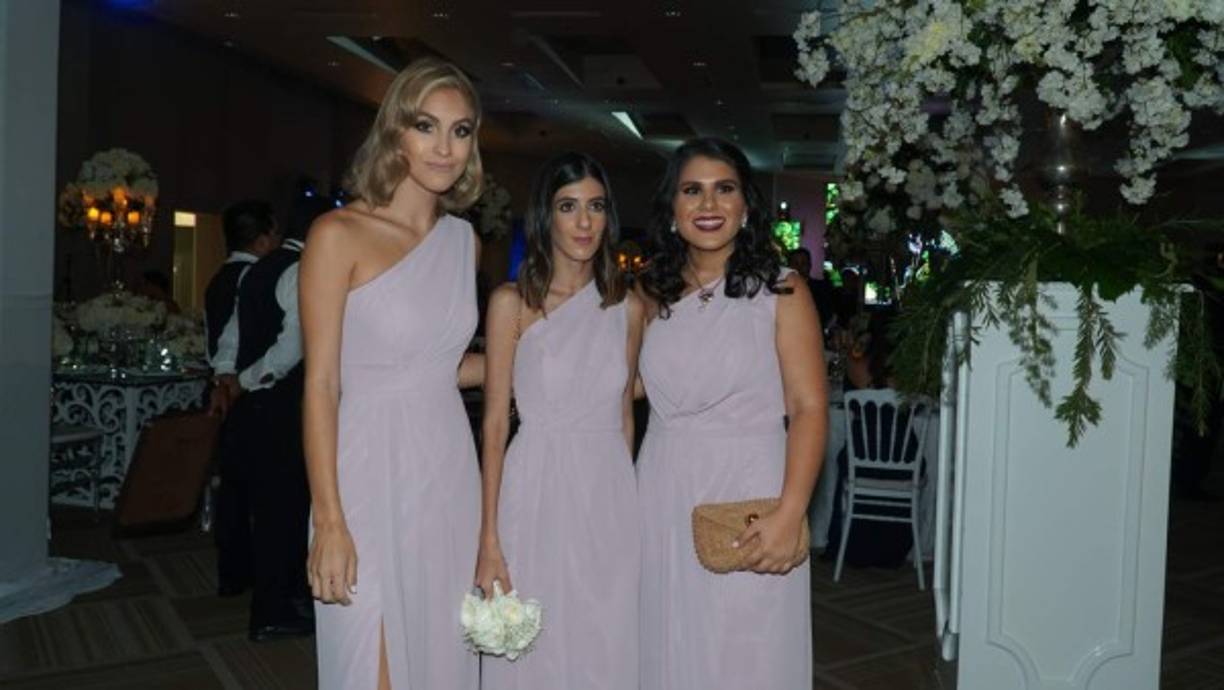 Rosyl Mejía, Marie Bendeck y Giuliana Faraj.