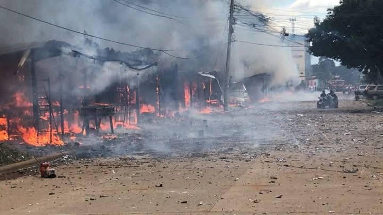 Hasta el momento se desconoce cómo se generó el incendio.