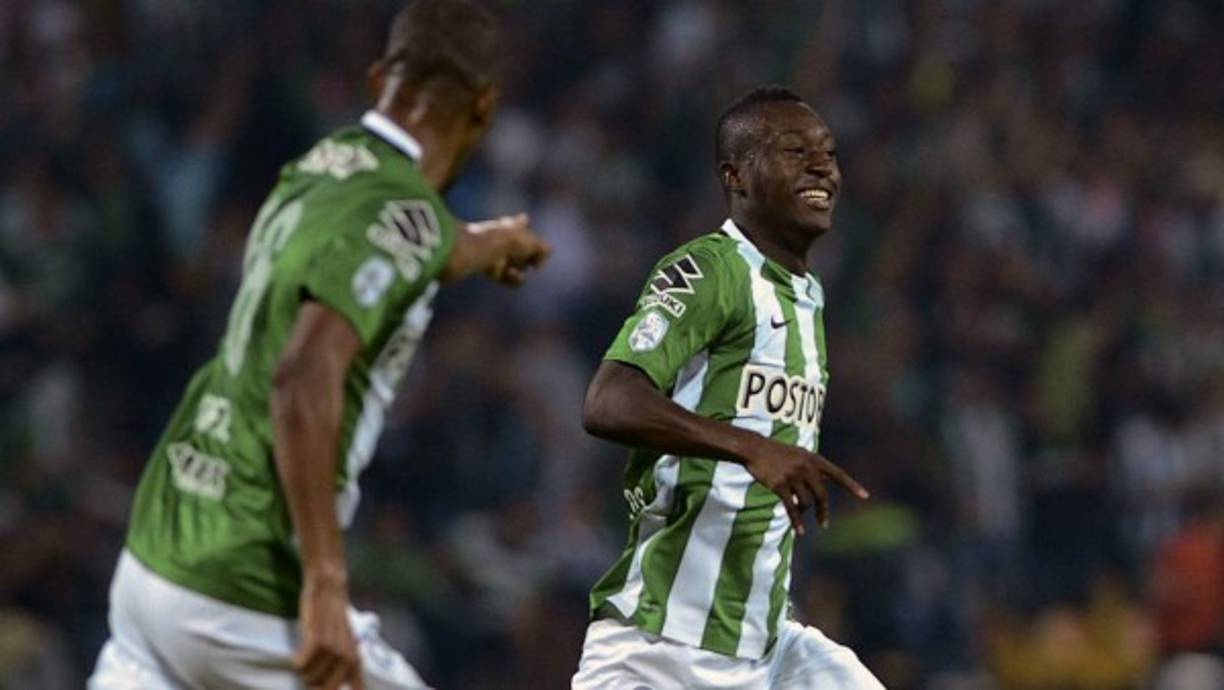 A falta de confirmación oficial, el mismo representante del jugador Marlos Moreno afirmó tras el final de la Copa Libertadores que viajaría hacia Manchester para firmar su nuevo contrato con el City y que luego el jugador iría cedido por una temporada al Deportivo de la Coruña.