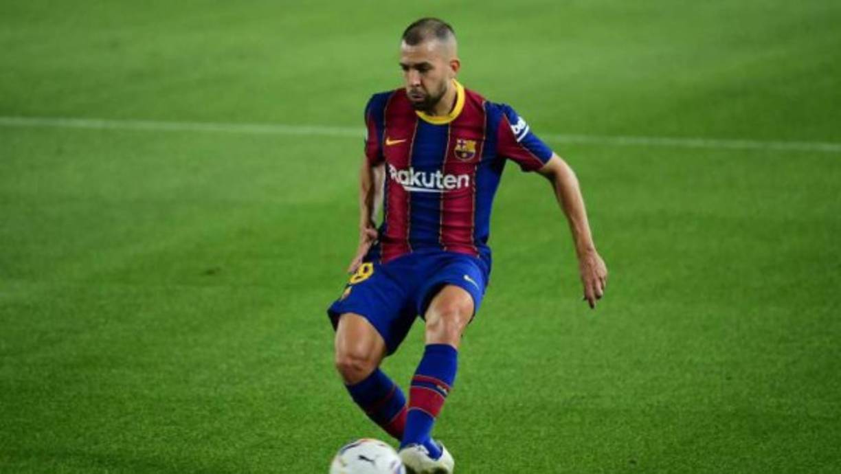 Jordi Alba: El español será lateral por la banda izquierda.
