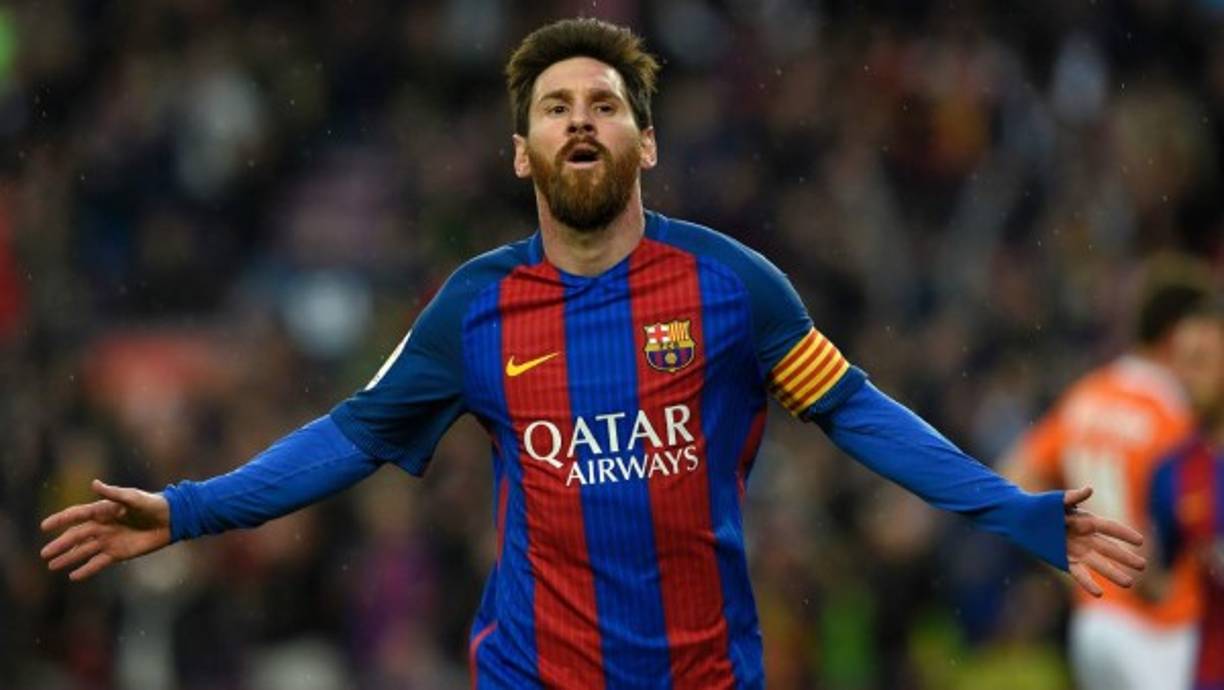 Lionel Messi renovará su contrato con el Barcelona, ya que el acuerdo ya está cerrado, según informó la Cadena SER. Firmará tres temporadas más (hasta 2021) y otra opcional, según esta información. Y con una cláusula de rescisión de 400 millones de euros.