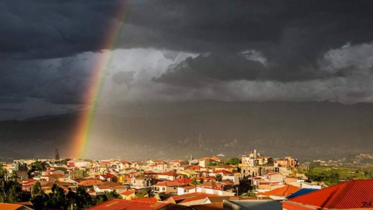 Y después de la tormenta viene la calma... Foto de Ram On desde el sur de Tegucigalpa