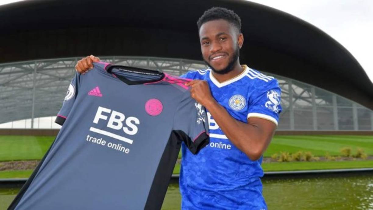 El Leicester obtiene la cesión del extremo inglés Ademola Lookman por una temporada. Foto Twitter Leicester.