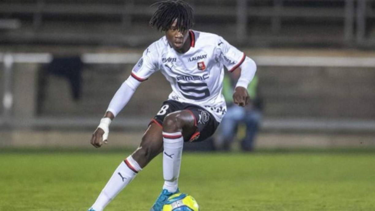 Eduardo Camavinga: Joven centrocampista angoleño de 17 años de edad que ya interesa al PSG tras sus buenas actuaciones con el Rennes de Francia. También se le ha vinculado al Real Madrid.