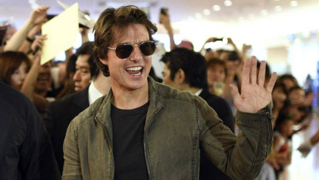 Hoy es cumpleaños el del actor estadounidense Tom Cruise y queremos que lo festejes armando un maratón con sus mejores películas, como 'Algunos Hombres Buenos', 'Oblivion', 'Misión Imposible', 'Rain Man', 'Jack Reacher', 'El Último Samurái', 'Vanilla Sky', 'Eyes Wide Shut', 'Top Gun' y 'Magnolia'.