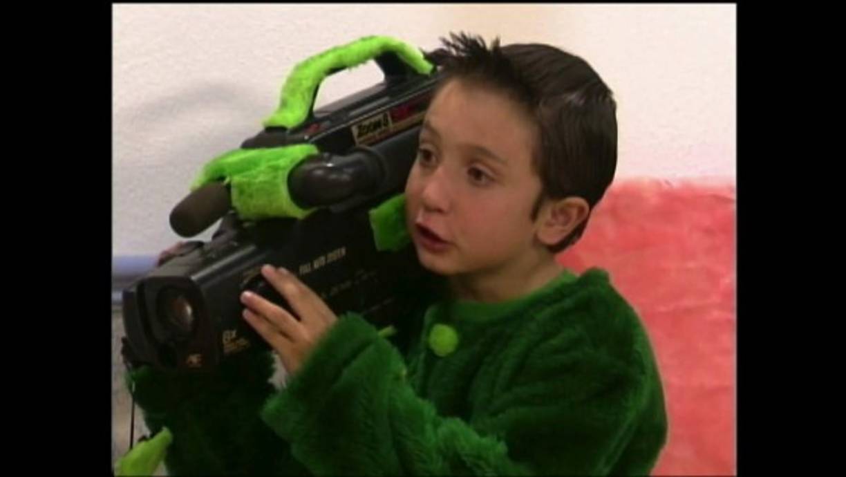 La familia Peluche es una serie humorística, producida por Eugenio Derbez y transmitida por Televisa en México. Esto es lo que debes saber del recordado personaje de la mayor serie cómica de América Latina después del Chavo del 8. <br/><br/>'Ludoviquito' es uno de los personajes más entrañables de la serie mexicana.