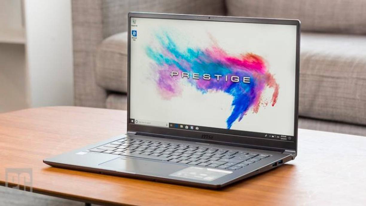 Una preciosa MSI modern 63 para jugar solitario.