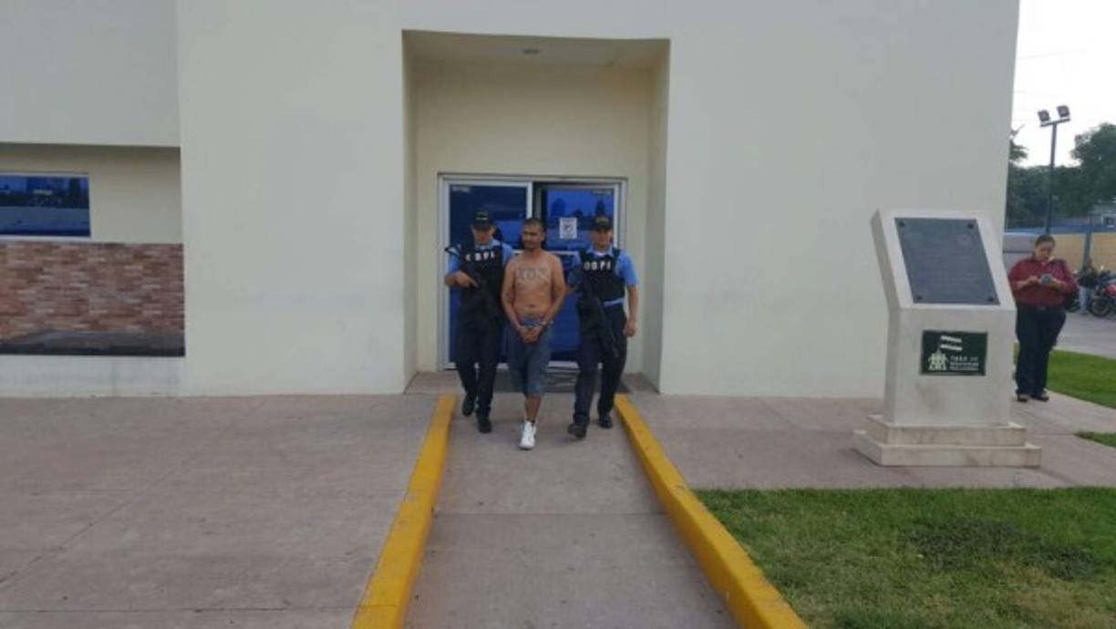 Osvaldo Coronado Ramírezz supuestamente es responsable de los delitos de feminicidio agravado en contra de dos hermanas.