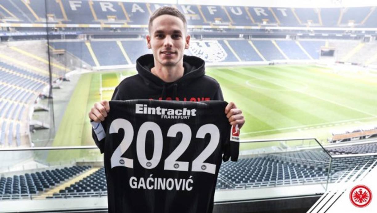 El Eintracht Frankfurt ha hecho oficial la renovación de Mijat Gacinovic hasta 2022. El centrocampista serbio está cuajando una gran temporada en el quinto clasificado de la Bundesliga.