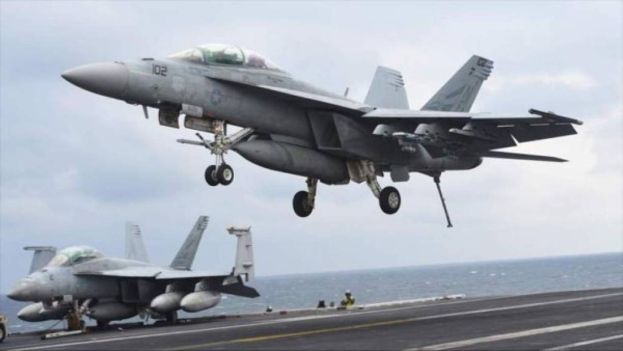 Un portaaviones de Estados Unidos y su flota se dirigían el sábado a la península coreana, informaron fuentes militares, un movimiento que coincide con la intención de Washington de impulsar su capacidad defensiva en la región ante las ambiciones nucleares de Corea del Norte.