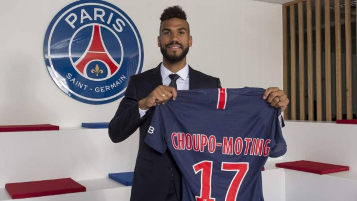 El PSG ha anunciado otro fichaje antes del cierre del mercado. Se trata del delantero germano-cameruné Eric Maxim Choupo-Moting que llega del Stoke City recién descendido.