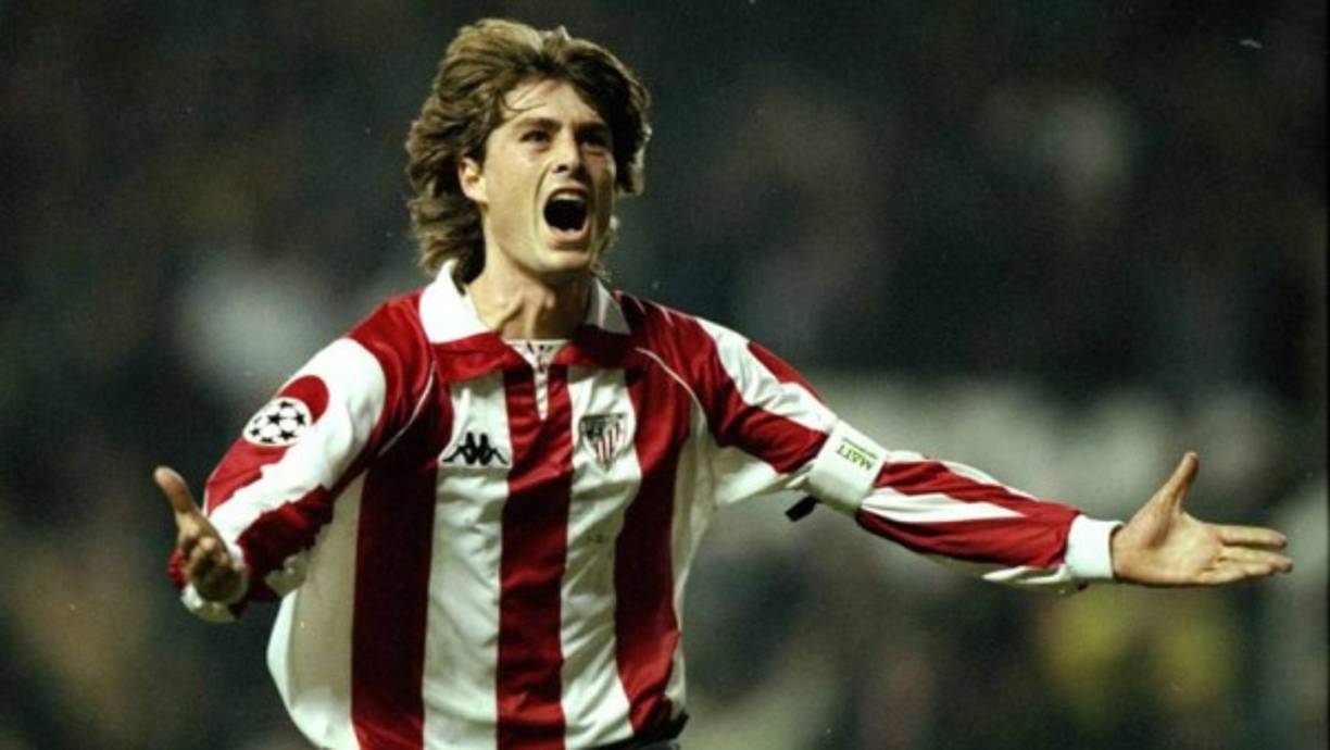 Julen Guerrero - El exfutbolista y ahora entrenador español tiene hecha la carrera de Periodismo.