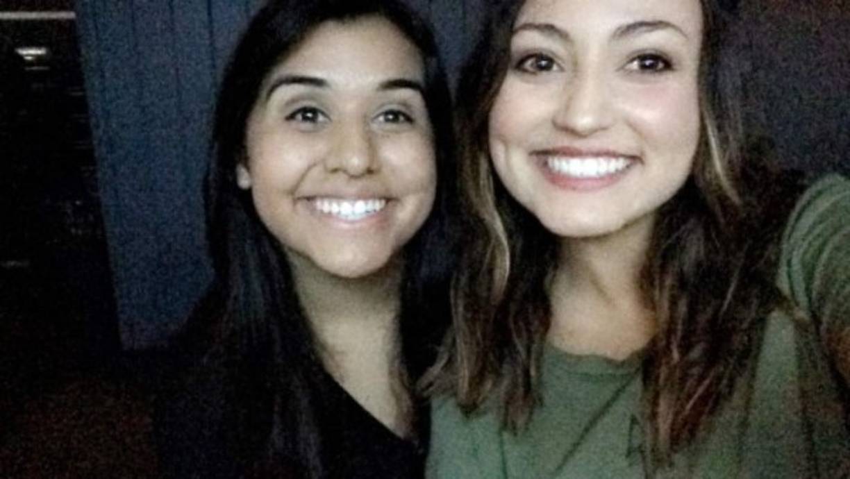 Salazar estudia en la Universidad de Texas, la misma a la que acude Schooling.