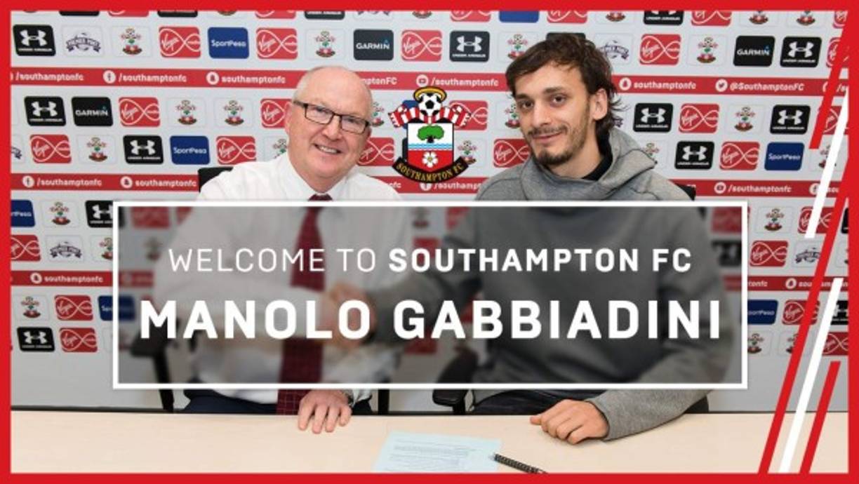 El Southampton de la Premier League se hace con el delantero italiano Manolo Gabbiadini, procedente del Napoli.