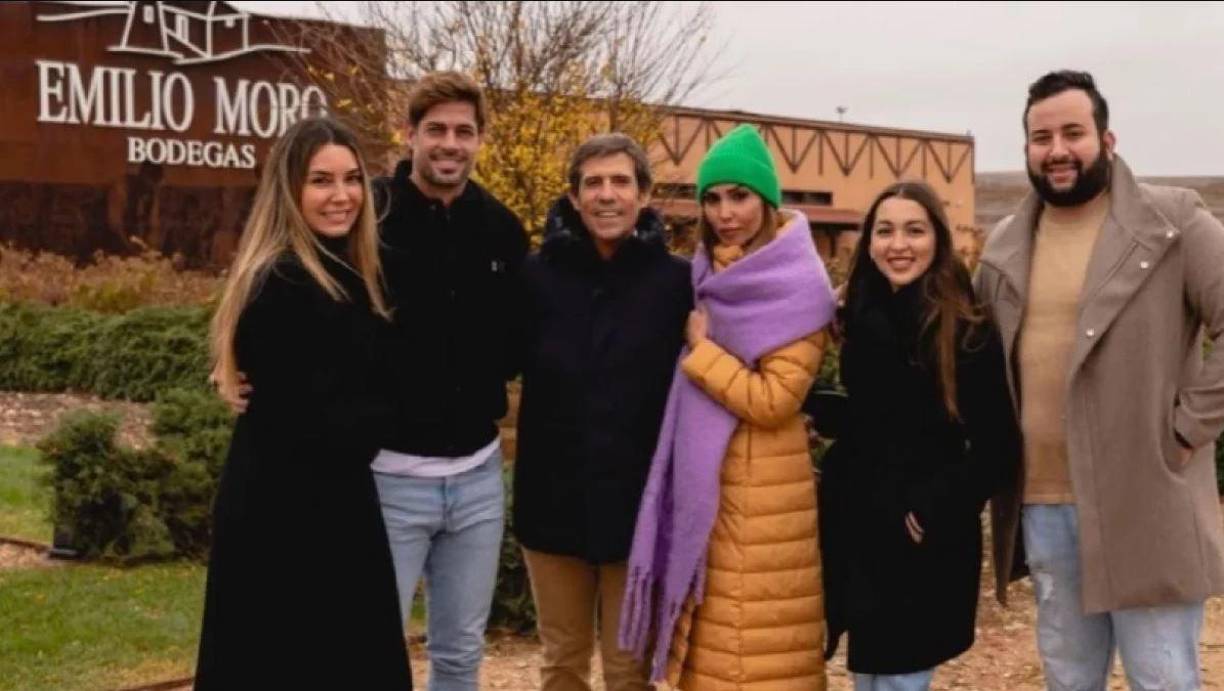 Y ahora, tras varios dimes y diretes, la pareja se ha dejado ver nuevamente durante un viaje a España, en el que han estado acompañados por varios amigos. 