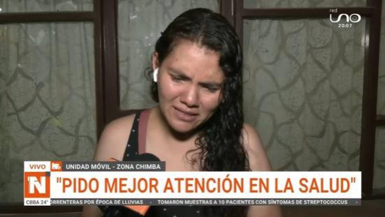 <b>“Tengo los brazos vacíos. ¡No tengo a mi hija!”</b>, exclamó Lolaida entre sollozos, recordando que su hijo menor, George, también presentó síntomas similares, pero logró sobrevivir gracias a la intervención de un familiar terapista, quien insistió en el uso de inmunoglobulina. 