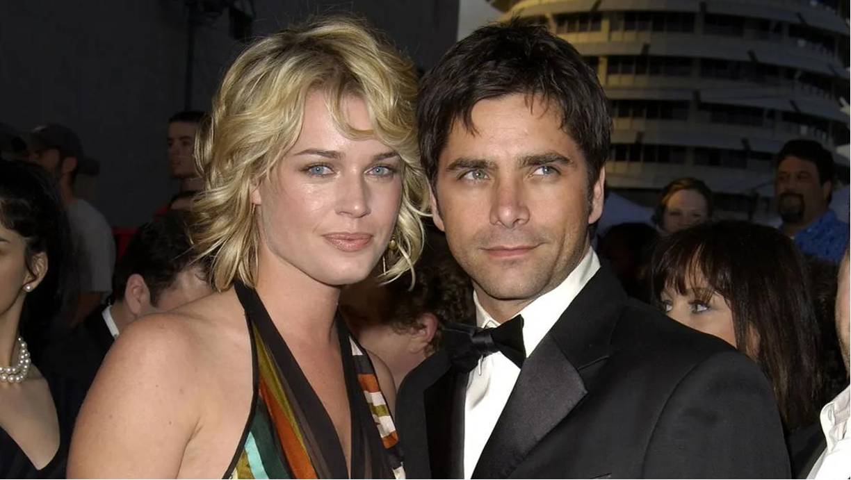 En “If You Would Have Told Me”, Stamos también habla de su primer matrimonio, el que mantuvo con la modelo y actriz californiana de origen holandés Rebecca Romijn. La pareja se conoció en 1994 durante un desfile de la firma de lencería Victoria’s Secret en el que ella participaba, y se casó en 1998. Anunciaron su separación en 2004 y se divorciaron oficialmente en marzo de 2005.