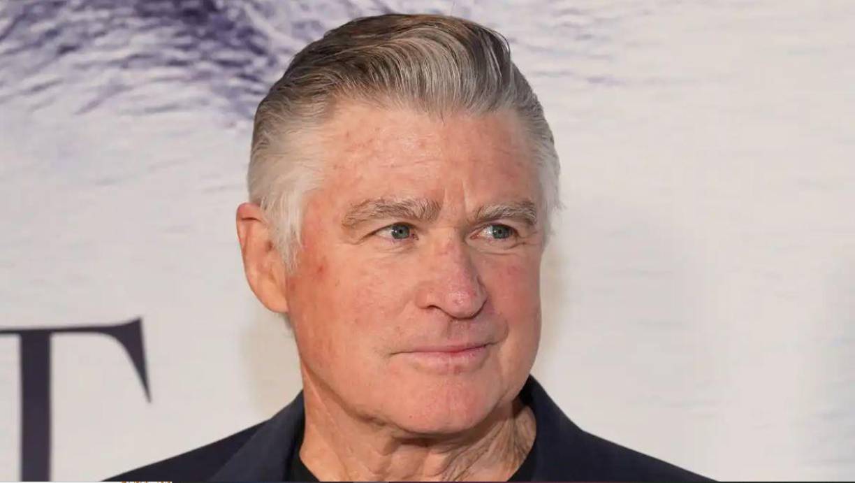 “Como pueden imaginar, estamos conmocionados y muy afligidos en estos momentos. Treat estaba lleno de amor por su familia, por su vida y por su oficio, y estaba realmente en la cima de su juego en todo ello. Todo es tan impactante en este momento, pero debéis saber que Treat era muy querido y respetado por su familia y por todos los que le conocían. Estamos más que devastados y les pedimos que respeten nuestra privacidad mientras lidiamos con nuestro dolor. A todos sus fans, por favor, sepan que Treat los apreciaba a todos y sigan teniéndole en sus corazones y oraciones”.