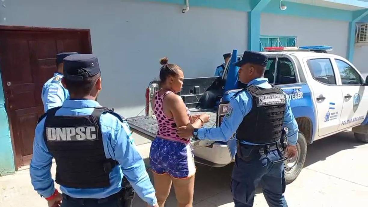 “El cuerpo del niño presentaba golpes, una fractura en su mano y señales de ahorcamiento”, dijo la Policía.