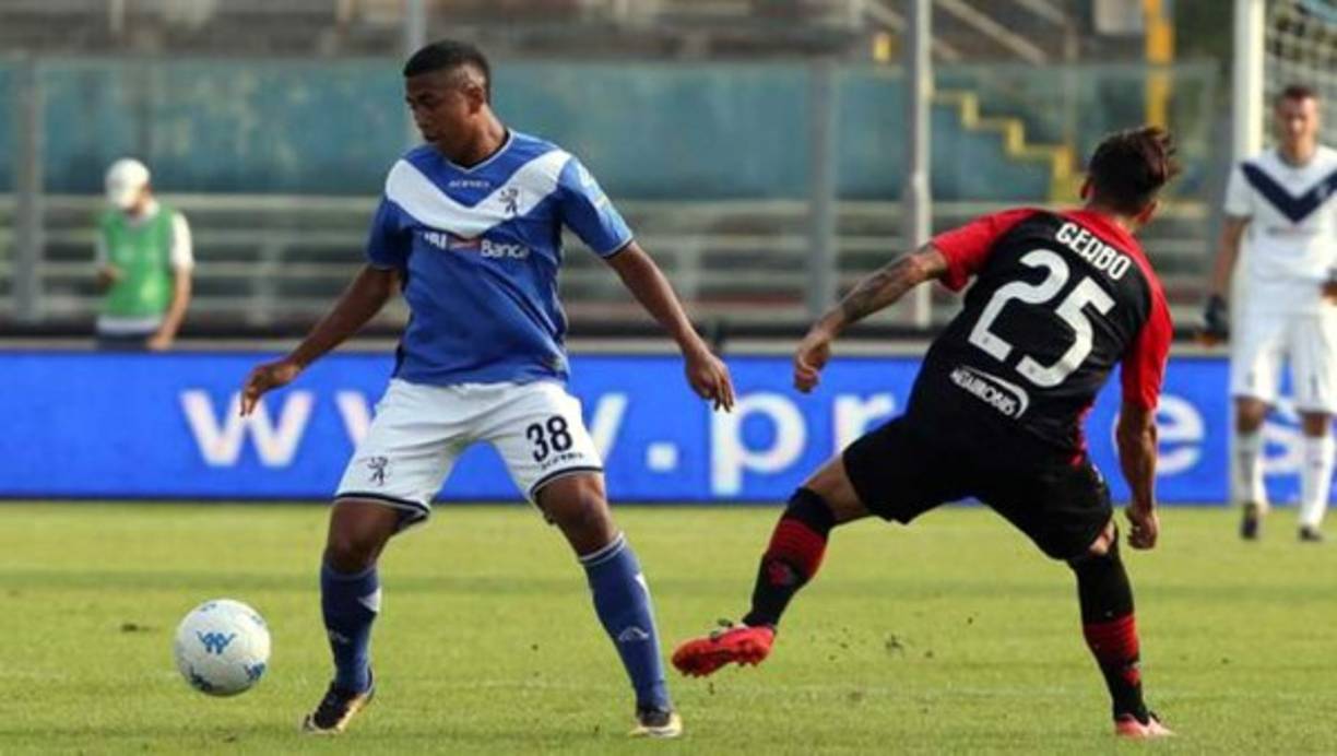 El delantero hondureño Rigoberto Rivas terminó su préstamo con el Brescia que dirige ahora David Suazo y es pretendido por cinco equipos en Italia, según información del portal gianlucadimarzio.com. El Ternana, Novara y Livorno, estos de la tercera división, mientras que en la Serie B lo quieren el Ascoli y el Pescara.