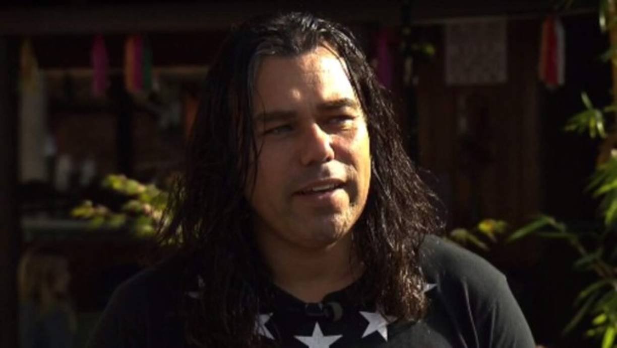 Ahora, la 'familia Bitcoin' sigue la vida sin posesiones bancarias. Aumentan sus ganancias gracias a los aumentos de la criptomoneda. Sus perspectivas son esperanzadoras.