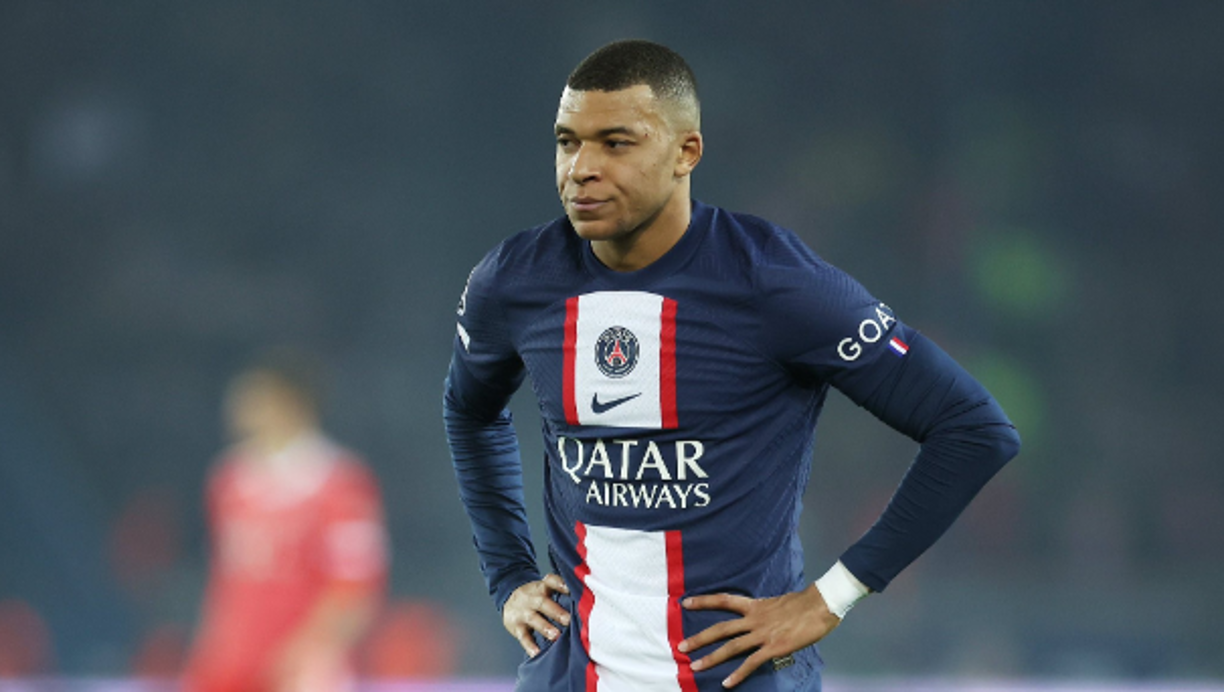 Según Le Parisien, los abogados de Mbappé y el PSG están negociando su salida.