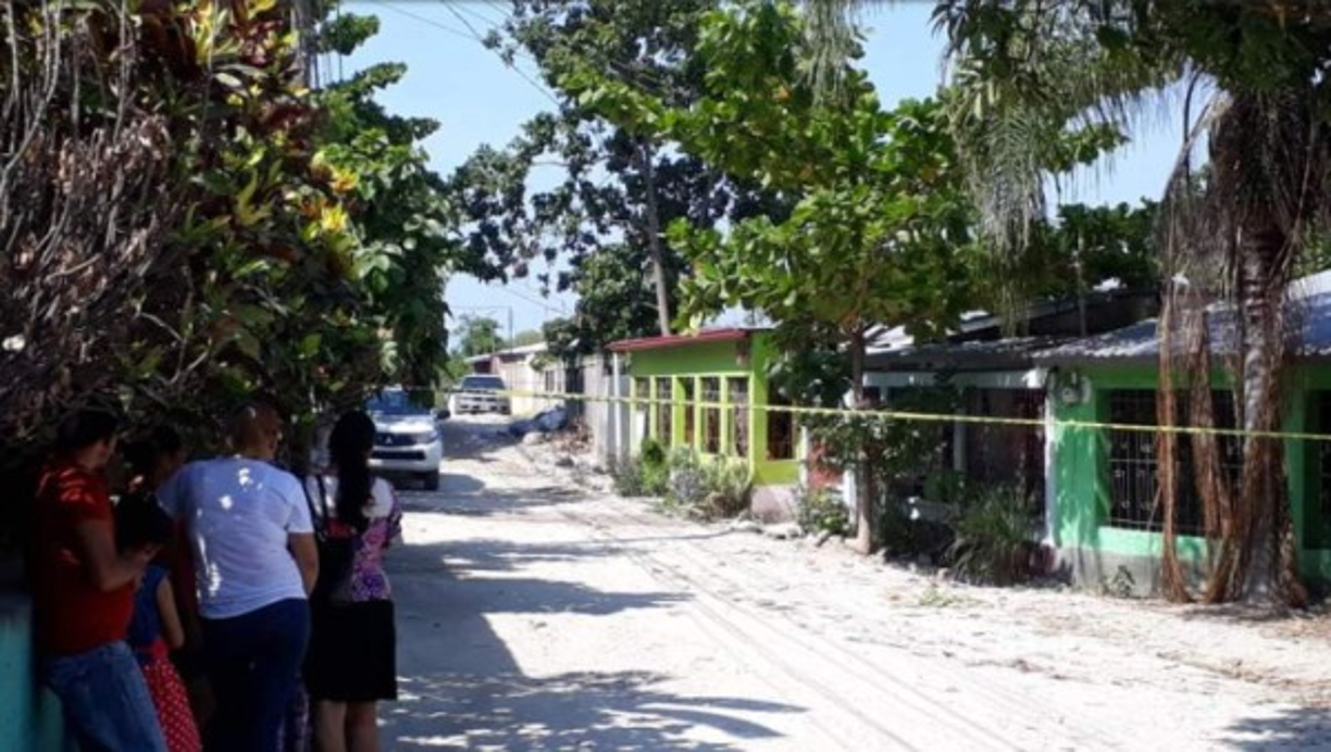 Jhony Alexander Gutiérrez Sabillón (21 años) - 09 de junio<br/><br/>Sabillón de 21 años fue atacado con una piedra en un calle de la colonia Santa Fe Central del municipio de Choloma al norte de Honduras.
