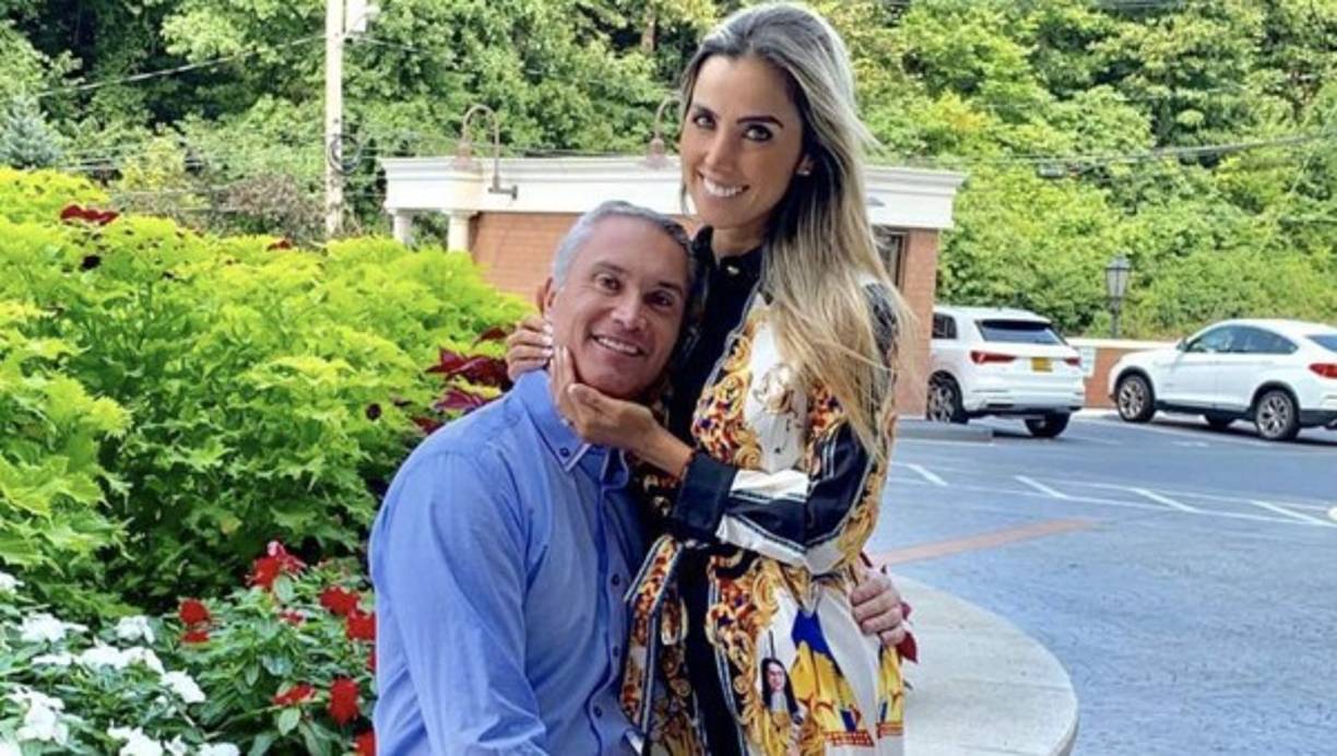 Su esposa Carolina Novo Arias nunca abandonó a Edgardo en su batalla contra esta enfermedad y estuvo a su lado en los momentos más difíciles.