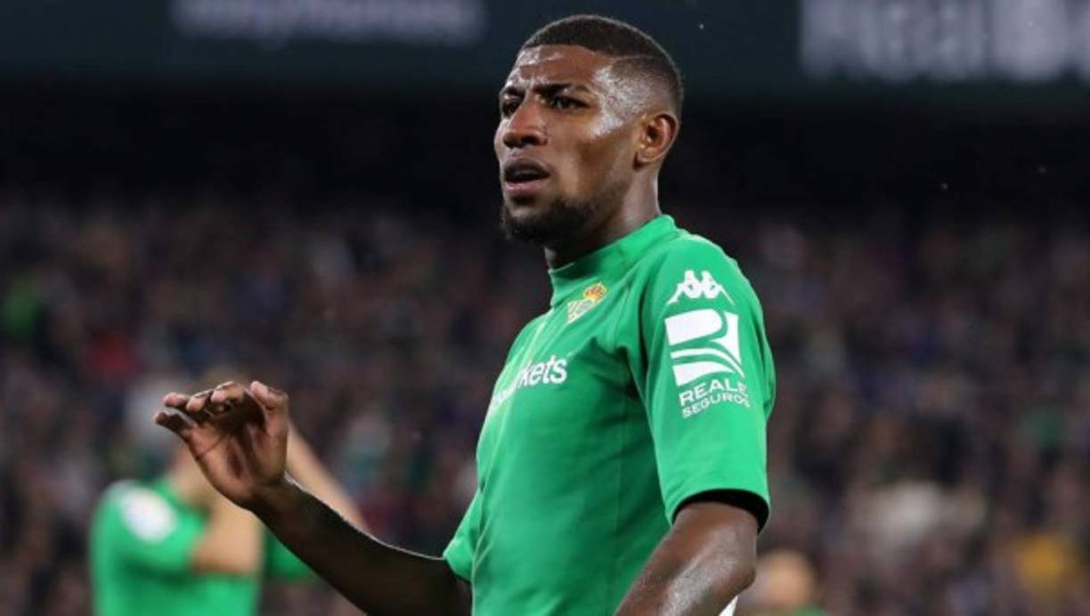 Emerson: El Barcelona ha rechazado dos ofertas por el lateral brasileño que estuvo cedido a préstamo la temporada pasada en el Betis. El Barça pide 30 millones de euros y ha rechazado dos ofertas: una del Everton, que proponía dos años de cesión y una opción obligatoria de compra por 20 millones, y otra del Milán, que también daba 20 millones de euros.