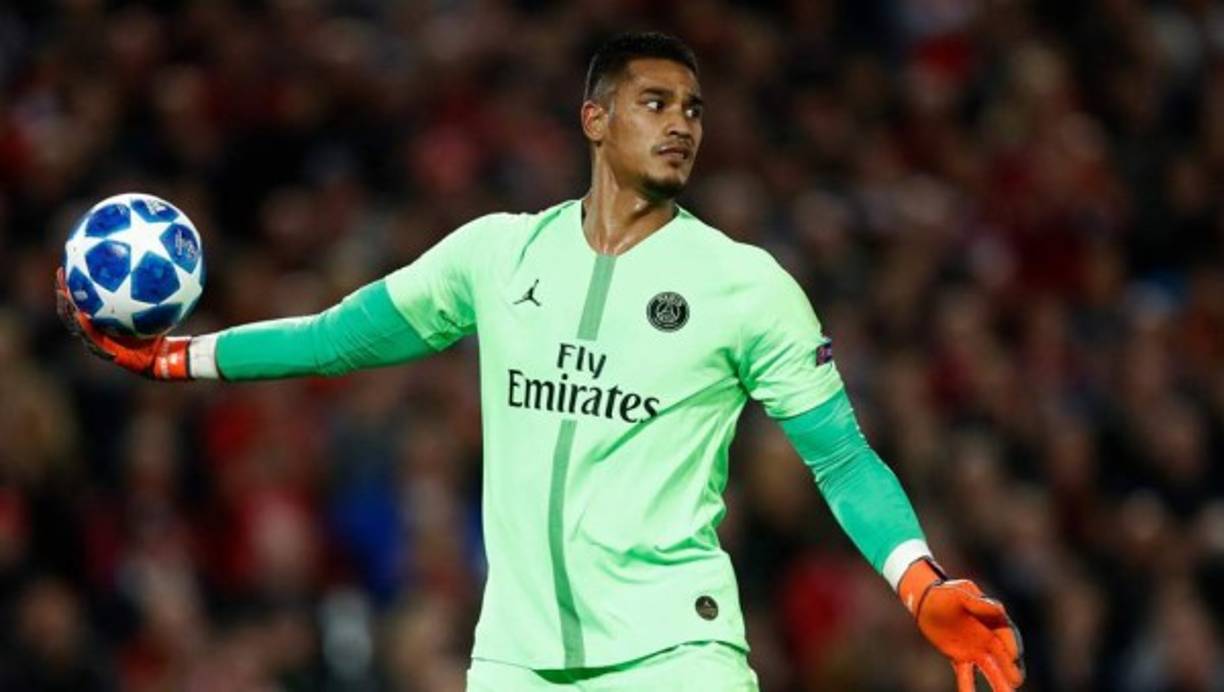 Alphonse Areola - El técnico alemán Thomas Tuchel apostaría por darle la titularidad al portero francés, ya que Gianluigi Buffon no está teniendo la temporada que se esperaba luego de su salida de la Juventus y su contrato finaliza en esta temporada.