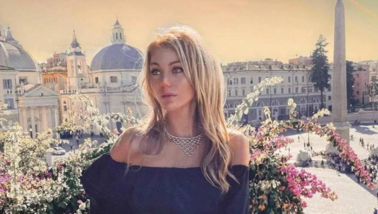 El exnovio de la modelo afirmó que metió su cuerpo en una maleta y durmió junto al cadáver por tres noches. 