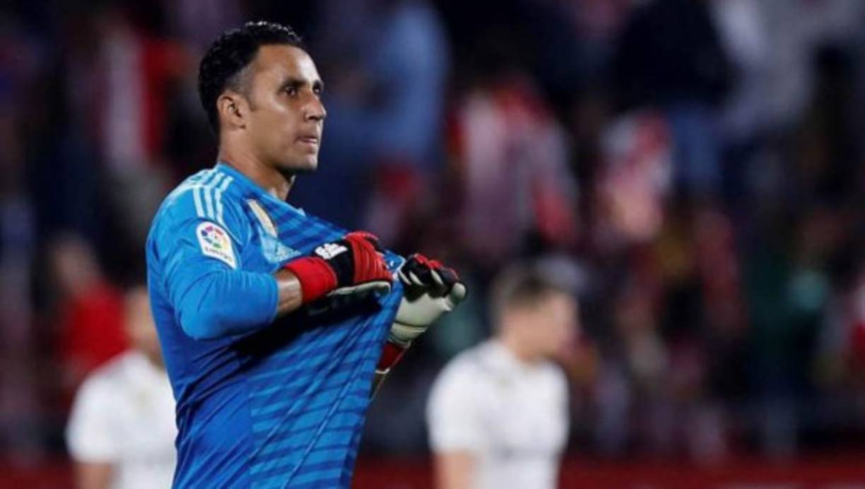 Pero eso no es todo, el tico Keylor Navas tiene aspiraciones salariales de 7 millones de euros, 7.93 mdd, y desea un contrato de años.
