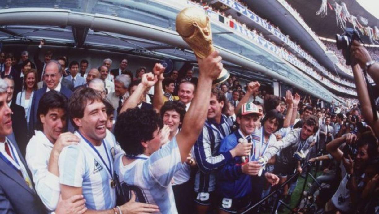 A principios de 1986, Argentina dirigido por Carlos Bilardo, hizo una promesa a la Virgen de Jujuy: regresar a visitarla si ella intervenía para que se consagrarán en el Mundial que se celebraría ese mismo año en territorio mexicano. El conjunto argentino, encabezado por Diego Armando Maradona, se olvidó de aquella promesa, lo que al parecer les ha estigmatizado y hasta ahora, no han podido conseguir su tercer título mundialista.