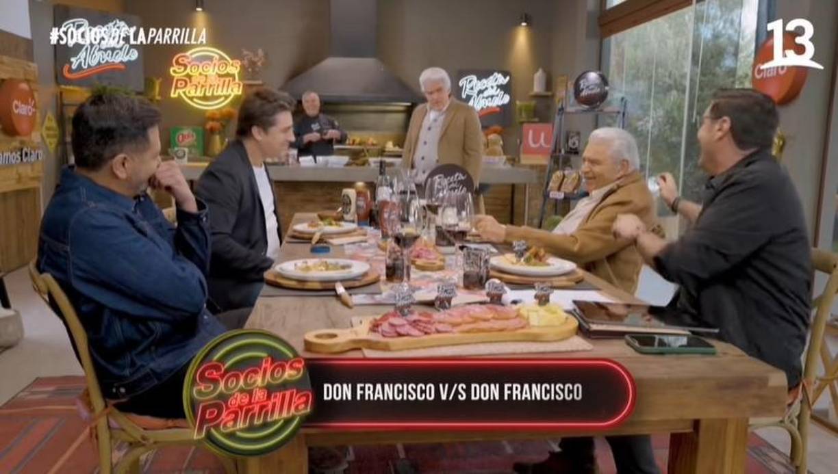 Ha imitado a todos los jugadores famosos de Chile y a los personajes reconocidos como a Don Francisco.