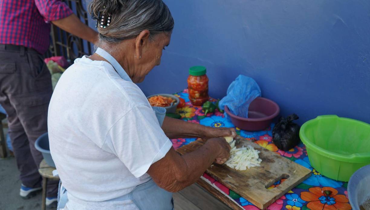 Doña María Antonia comparte su férrea fe cristiana católica, y con ayuda de la Parroquia Sagrado Corazón de Las Palmas, y el fruto de su trabajo, pudo construir su “casita”, logro del cual se siente muy orgullosa. 