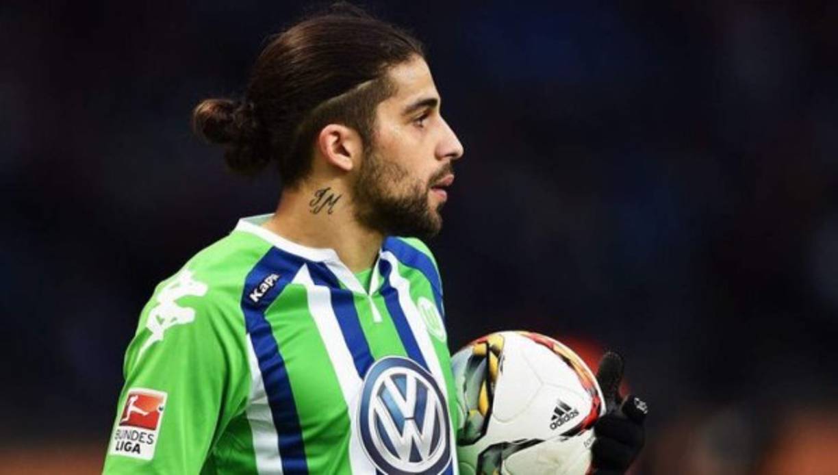 Ricardo Rodríguez, en su momento seguido por el FC Barcelona, cerró su acuerdo con el Milan, con el que pasará revisión médica este miércoles como acto previo a su fichaje definitivo.