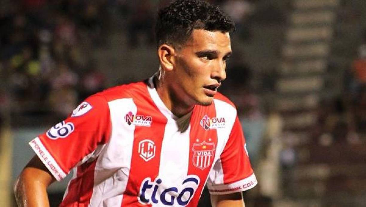 Rembrandt Flores: El zurdo se marcha del Vida y jugará en los Lobos de la UPN.