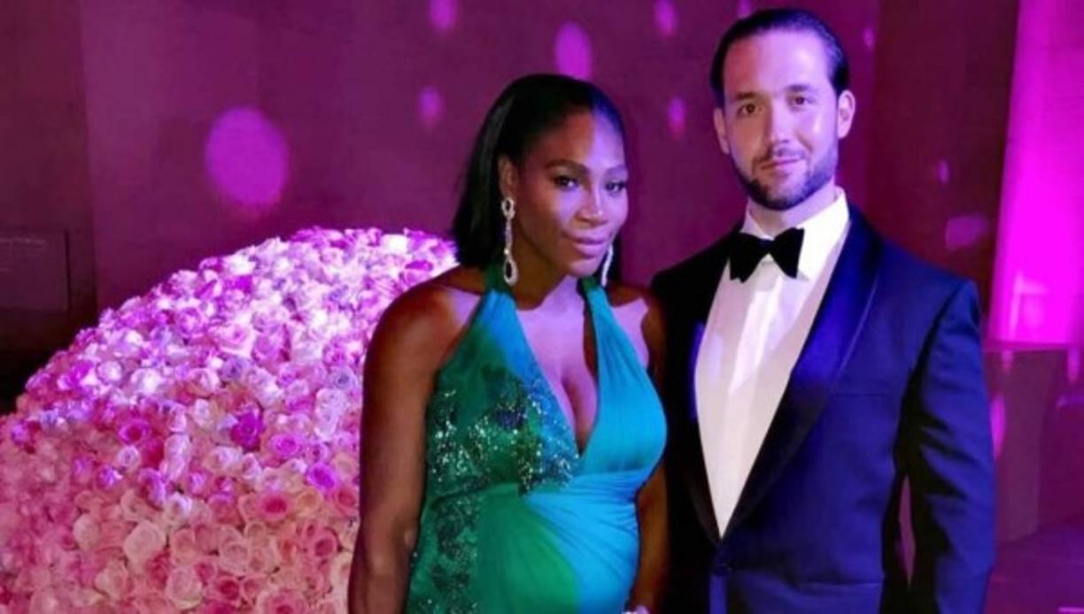 Tras las imágenes de los 250 invitados, ahora hemos podido ver las primeras fotos de la pareja tras convertirse en marido y mujer. Han sido los mismos protagonistas quienes han subido estas imágenes a sus respectivas cuentas de Instagram.