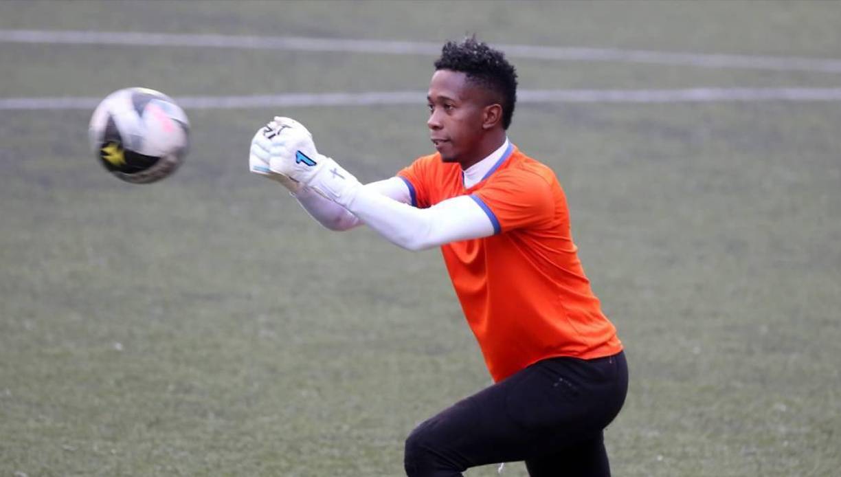 Alex Güity: El portero no seguirá en las filas de la UPN y jugará la próxima temporada en el Victoria. Su ficha le pertenece al Olimpia. 