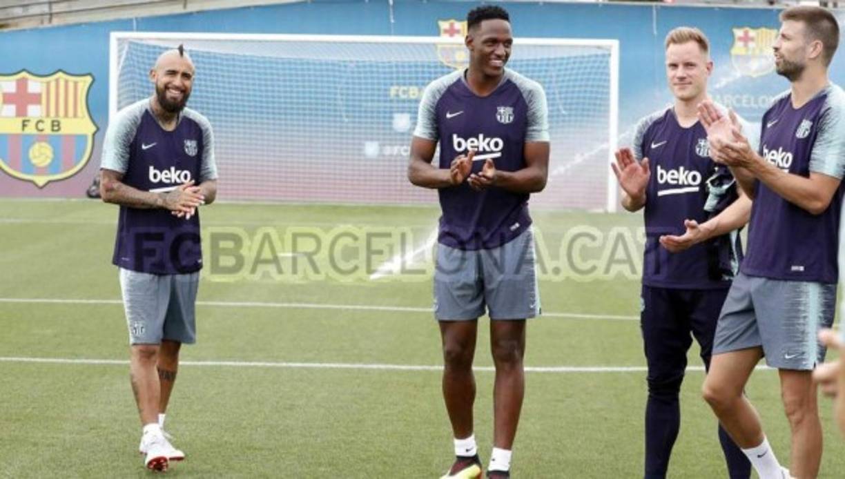 La llegada de Arturo Vidal al conjunto que dirige Ernesto Valverde es para reemplazar las salidas de Andrés Iniestas y Paulinho en el mediocampo del Barcelona.