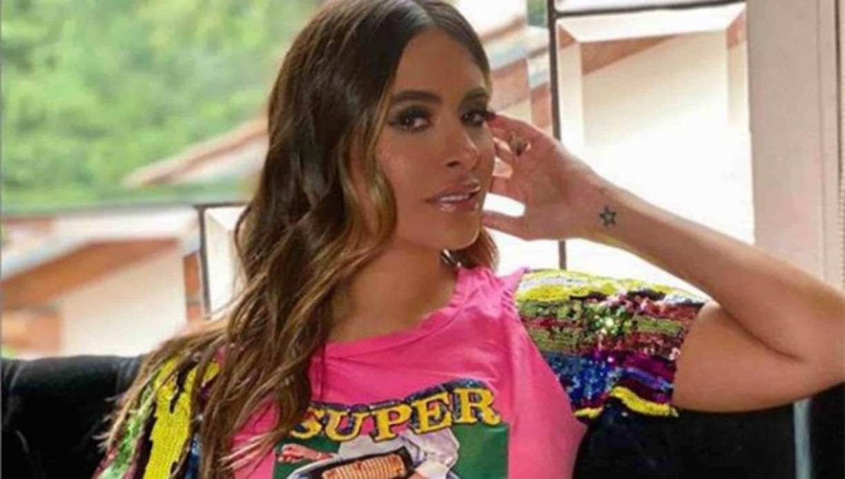 La presentadora de 47 años de edad no imaginó que despertaría tantas pasiones con la dichosa imagen, que ya recibió más de 40 mil 'corazoncitos'.