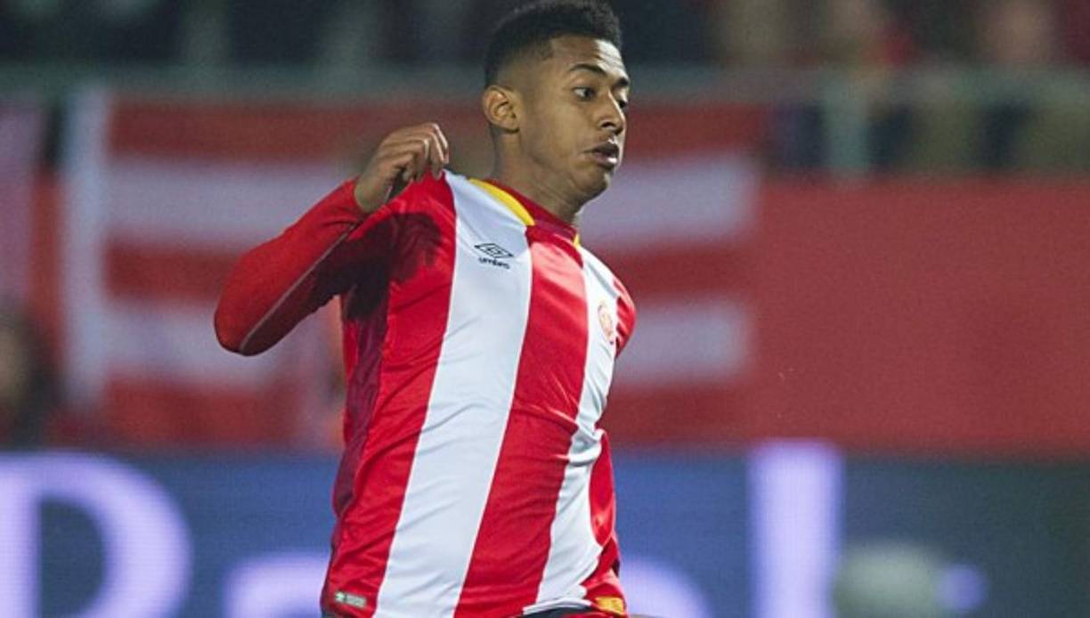 Antony 'Choco' Lozano está cerca de abandonar el club catalán por su bajo rendimiento. Diario Diez publica que el club albirrojo tiene decidido la salida del catracho y le busca club en la segunda división de España, específicamente lo ha ofrecido al Osasuna. La intención del Girona es podes intercambiar al hondureño con un jugador que ellos desean del Osasuna que es Carlos Clerc, un lateral izquierdo de 26 años por el que están negociando.