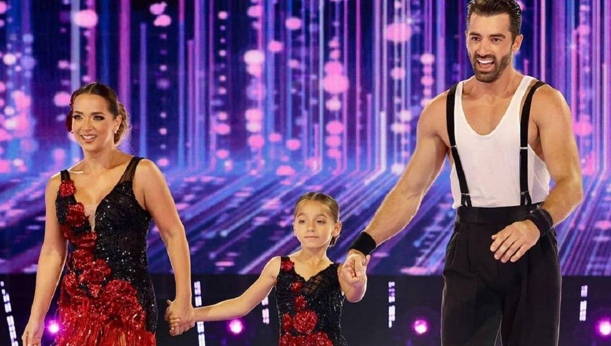 Adamari López y Toni Costa anunciaron su separación a maediados de 2021, luego de 12 años de relación y una hija en común. 