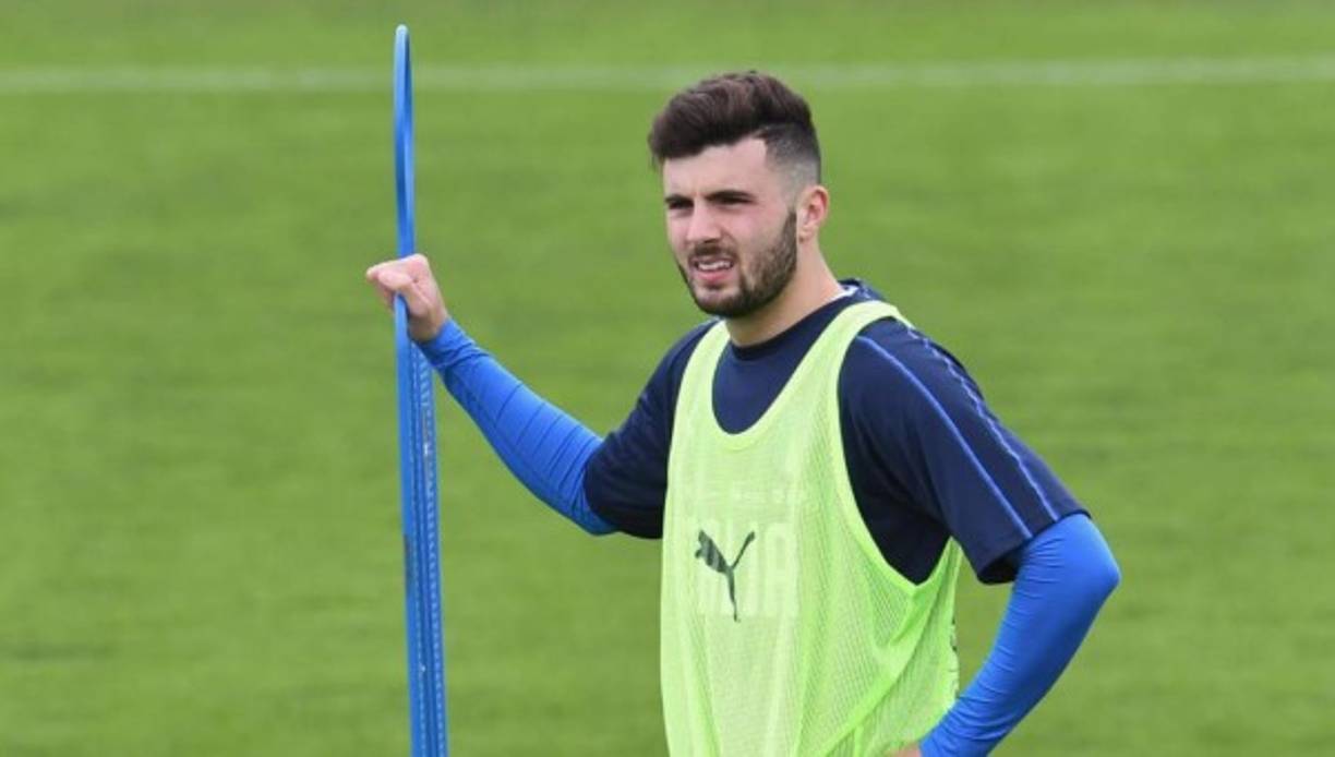 Debido a sus buenas actuaciones en el Milan, el delantero Patrick Cutrone ha sido llamado a la selección de Italia. El chico ahora es candidato para llegar a reforzar el ataque del Real Madrid.