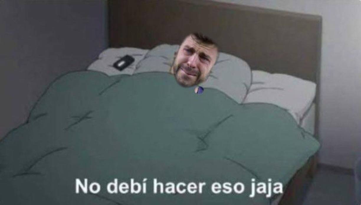 Actualmente el exjugador tiene un romance con la joven Clara Chía Marti, quien trabaja en su empresa Cosmos y en la canciòn hay una refrencia hacia ella.