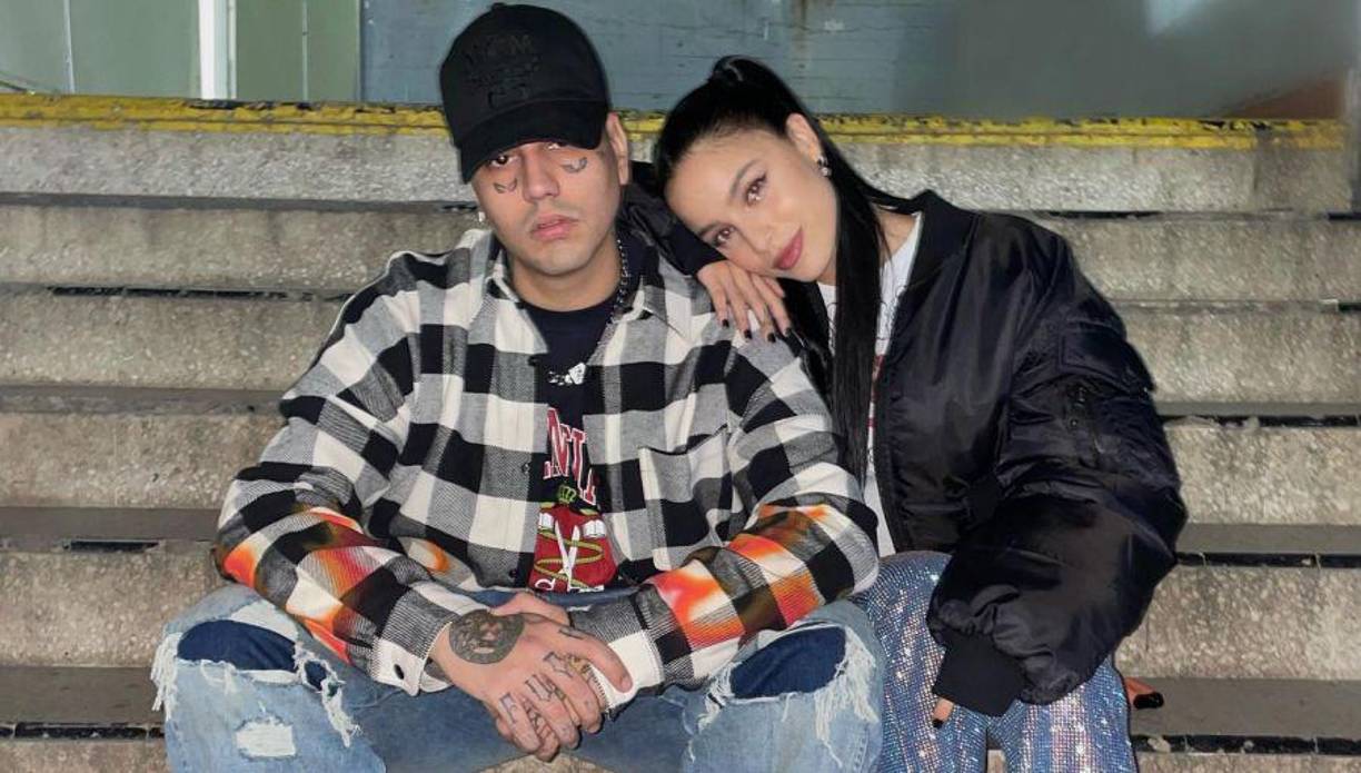 “A mí me describen que discusión muy acalorada entre Duki y Emilia que termina con la intérprete dejándolo en las últimas horas. Hoy la separación es para siempre pero me dicen que se aman mucho ellos, que creían que esta historia perduraría para siempre así que no me sorprendería una reconciliación en el futuro”, dijo al respecto el presentador.