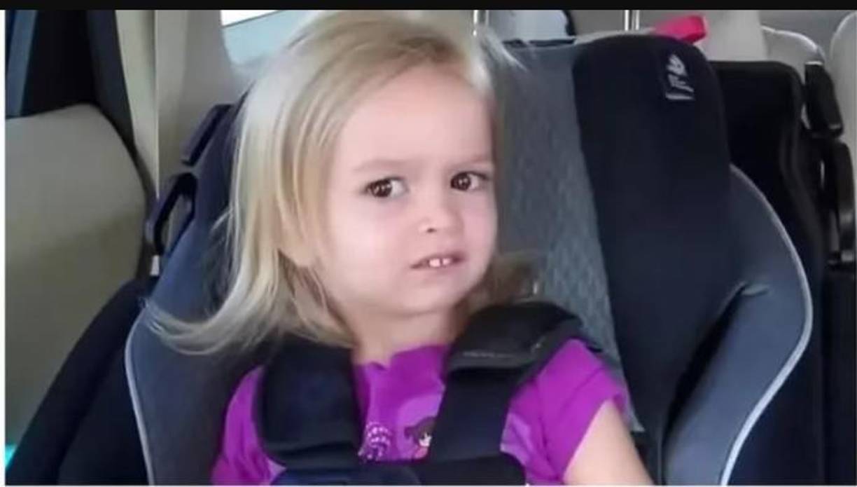 Otro sorprendente cambio físico es el de Side-eye Chloe (la niña desconfiada). 