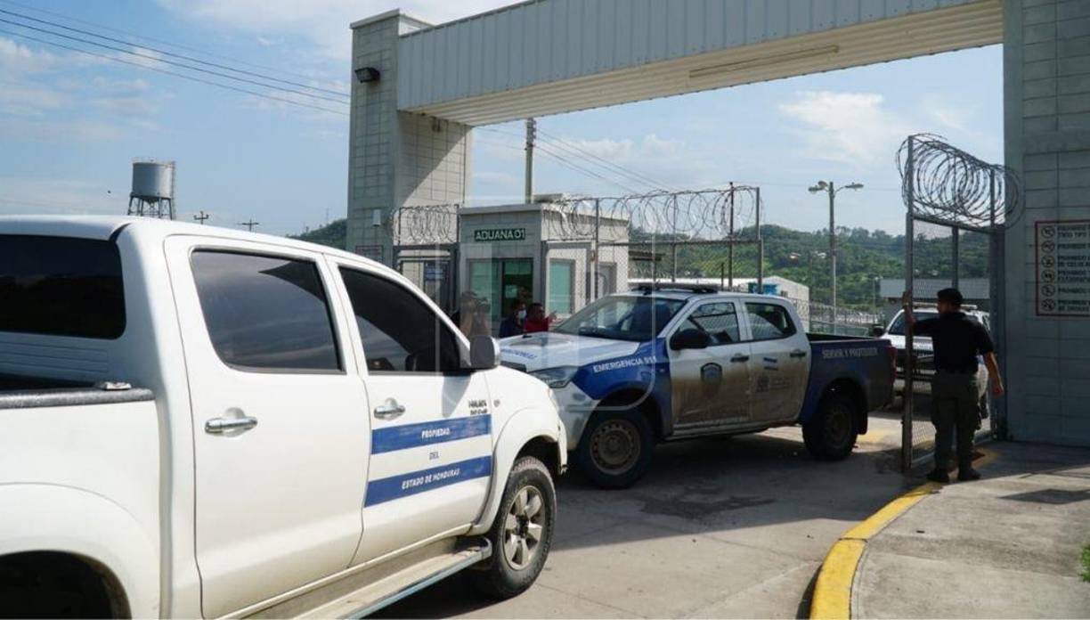 Los seis cadáveres estaban en el pasillo del área donde están los cuatro módulos en los que se encuentran recluidos 569 miembros de esa pandilla.