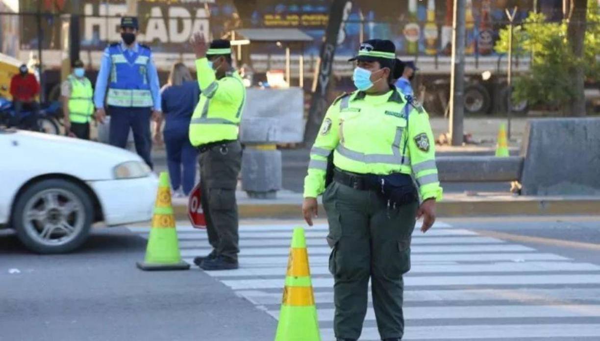 La razón por la que los policías municipales permanecen en “Viveros” es porque allí, meses atrás, se registraban atropellamientos de personas.
