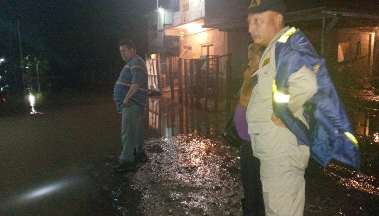 En el municipio de Villanueva el sector El Calán fue nuevamente afectado por la crecida de la quebrada Chasnigua.